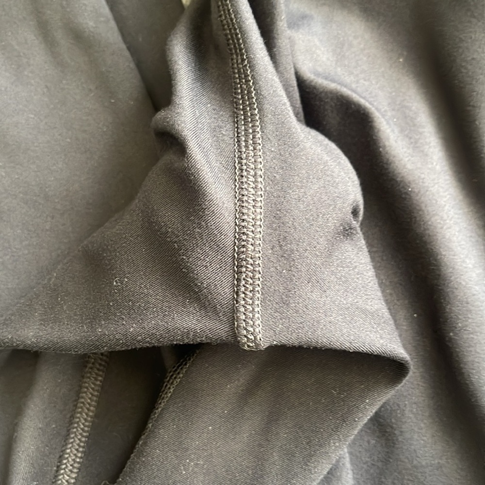 Compressive High-Rise Legging Recycled Plastic - Picture 7 of 10